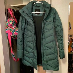 Super warm Marmot winter coat XS